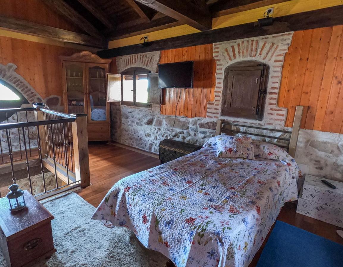 La Casa Del Buho Villa Santa Maria la Real de Nieva Exterior foto